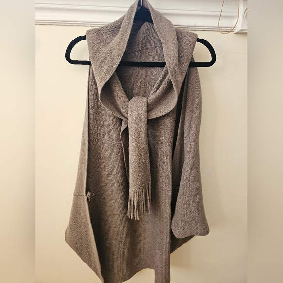 artizan Sweaters - Artizan Robin Barrè Knit Size Medium Chocolate Brown